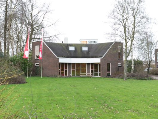 Hoofdfoto van Roden Oosteinde 2b en c