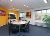 Te Huur: Foto Kantoorruimte aan de Oosteinde 2b en c in Roden