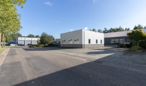 Te Huur: Foto Bedrijfsruimte aan de Turfsteker 3 in Haulerwijk