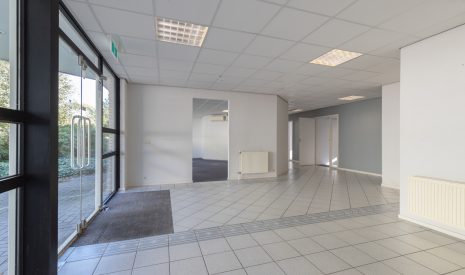 Te Huur: Foto Bedrijfsruimte aan de Turfsteker 3 in Haulerwijk