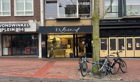 Te Huur: Foto Winkelruimte aan de Bloemerstraat 125 in Nijmegen