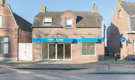 Te Huur: Foto Winkelruimte aan de Hoofdstraat 65 in Rijen