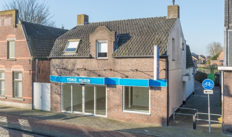 Te Huur: Foto Winkelruimte aan de Hoofdstraat 65 in Rijen