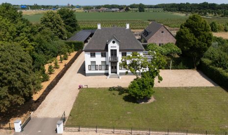 Te Koop: Foto Kantoorruimte aan de Waaldijk 9 in Andelst