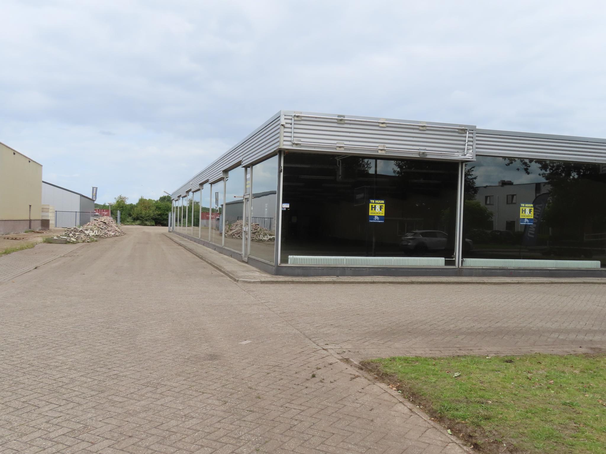 Te Huur: Foto Bedrijfsruimte aan de Stephensonstraat 15 in Hoogeveen