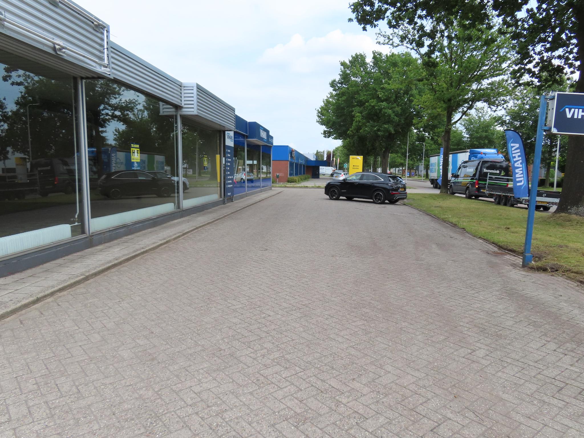 Te Huur: Foto Bedrijfsruimte aan de Stephensonstraat 15 in Hoogeveen