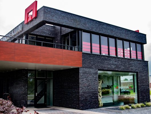 Hoofdfoto van Beneden-Leeuwen van Heemstraweg 38