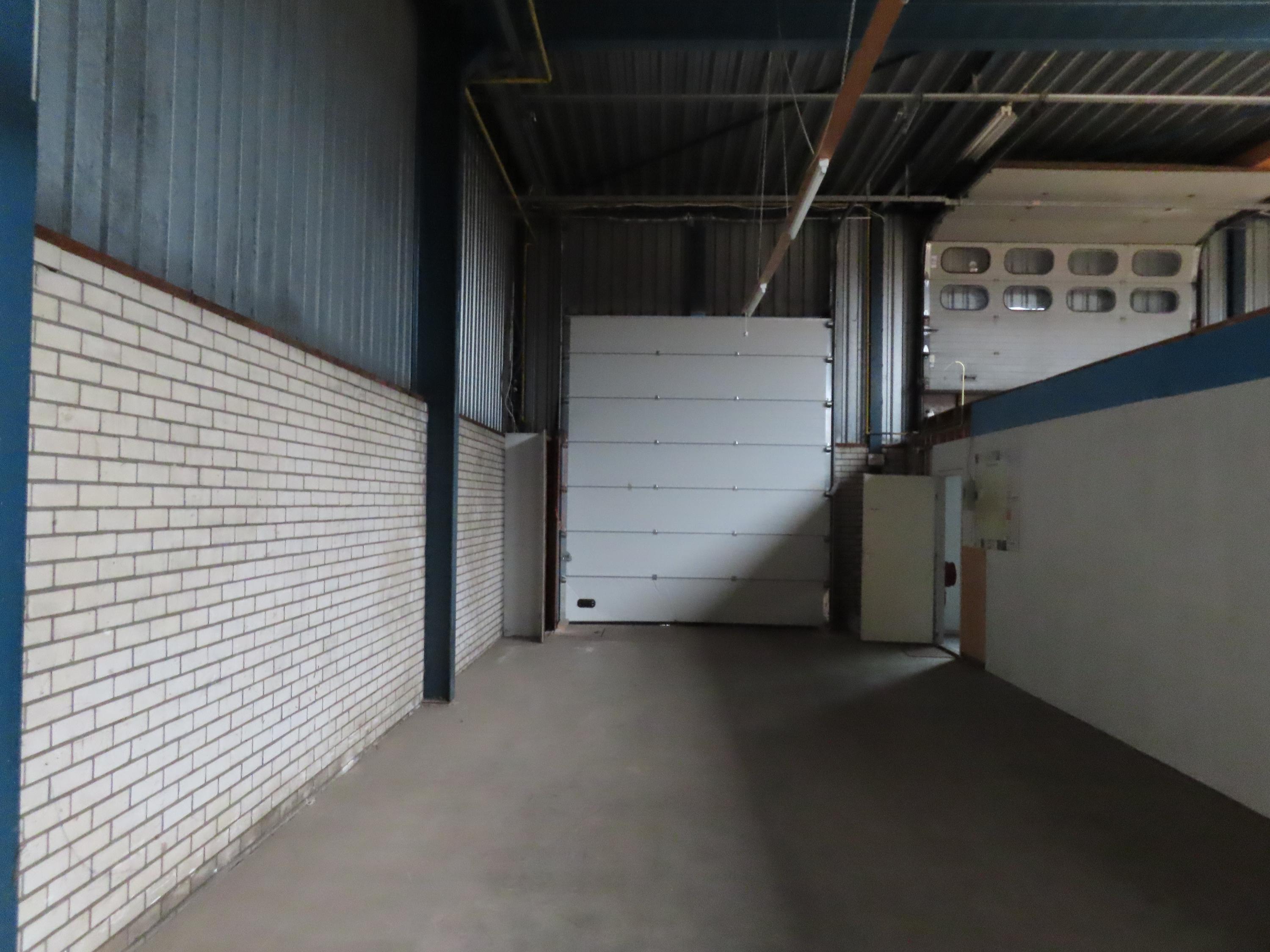 Te Huur: Foto Bedrijfsruimte aan de Dr Anton Philipsstraat 29a in Hoogeveen