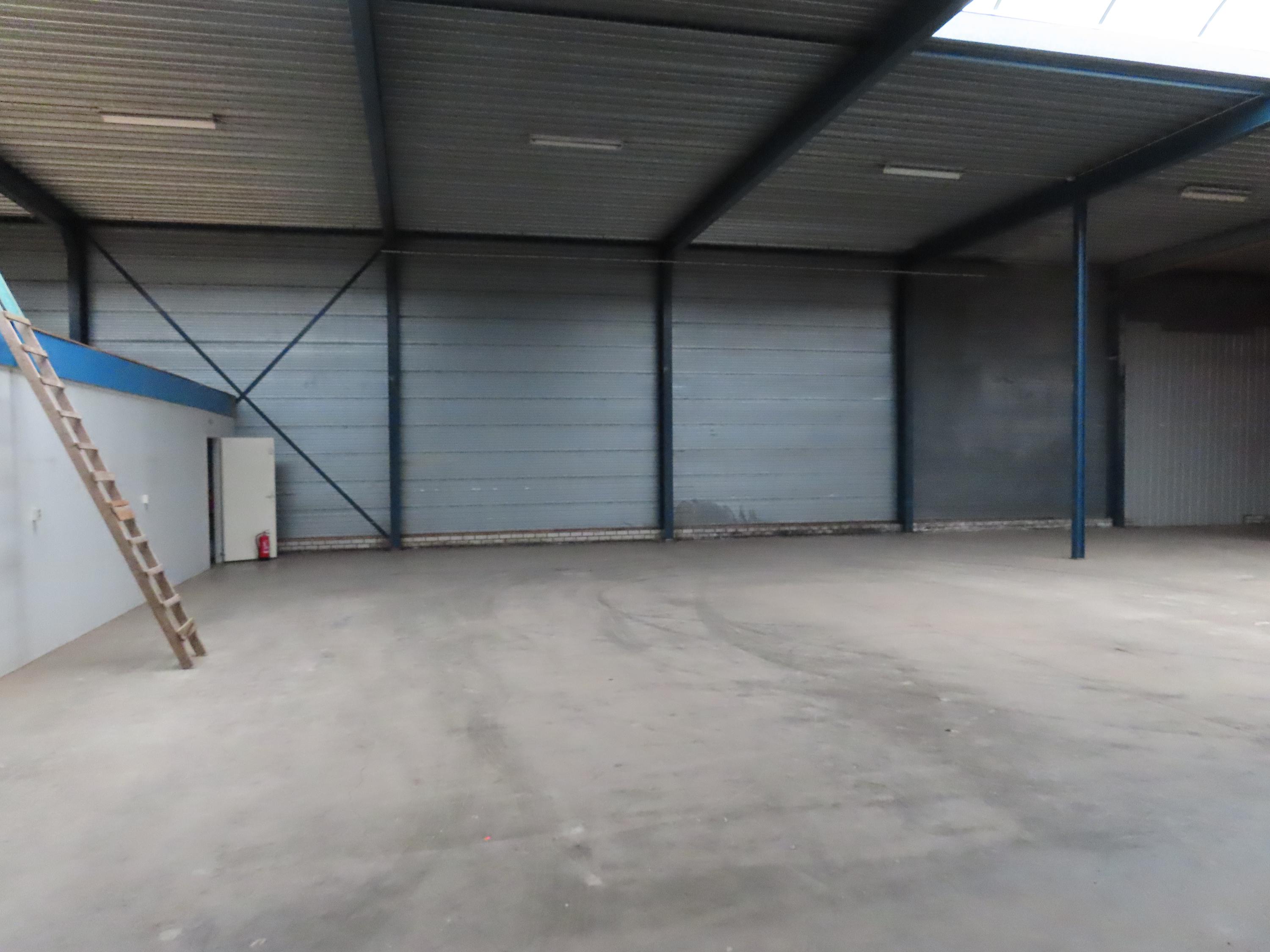 Te Huur: Foto Bedrijfsruimte aan de Dr Anton Philipsstraat 29a in Hoogeveen