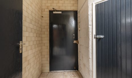 Te Koop: Foto Bedrijfsruimte aan de Dautzenbergstraat ong in 's-Gravenhage