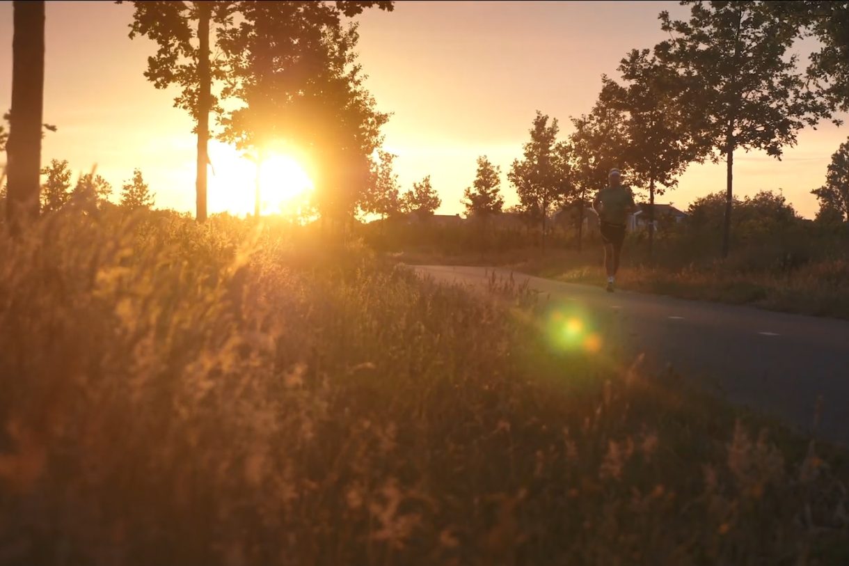 Te Koop: Foto Woonhuis aan de Rijwoningen 6.0m 34 in Benthuizen