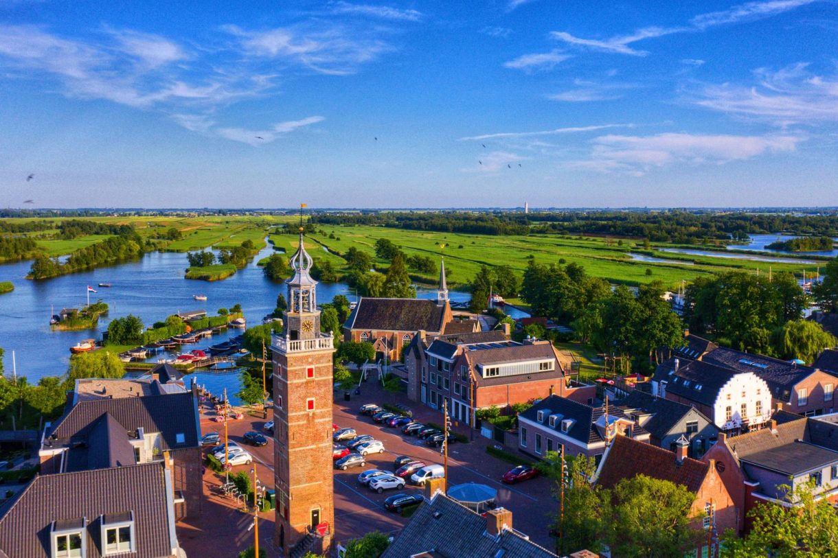 Te Koop: Foto Woonhuis aan de Twee-onder-één-kap - Park 44 in Nieuwkoop