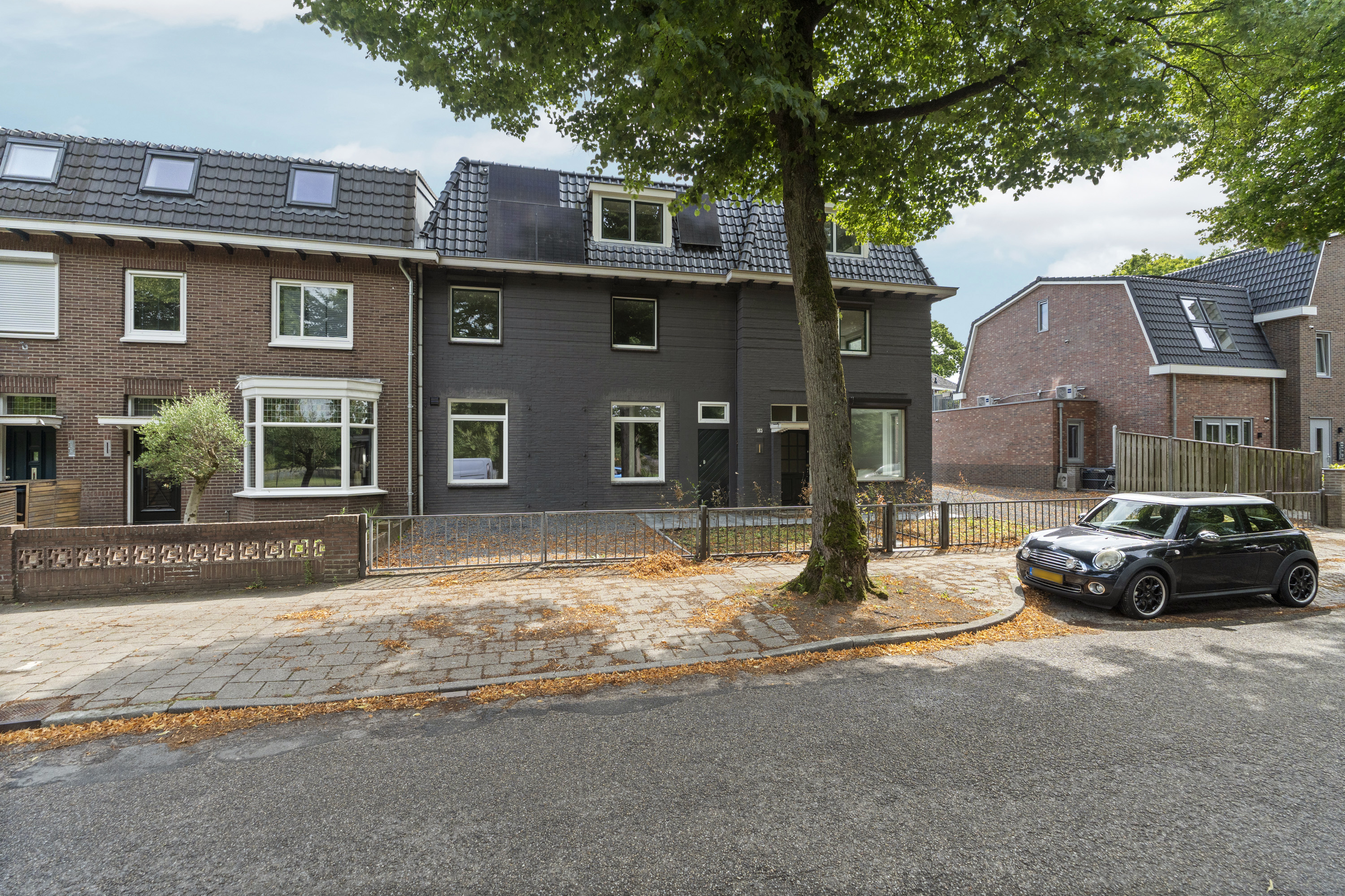 Koop  Nijmegen  Wezenlaan 185, 185A tm L te Nijmegen – Foto