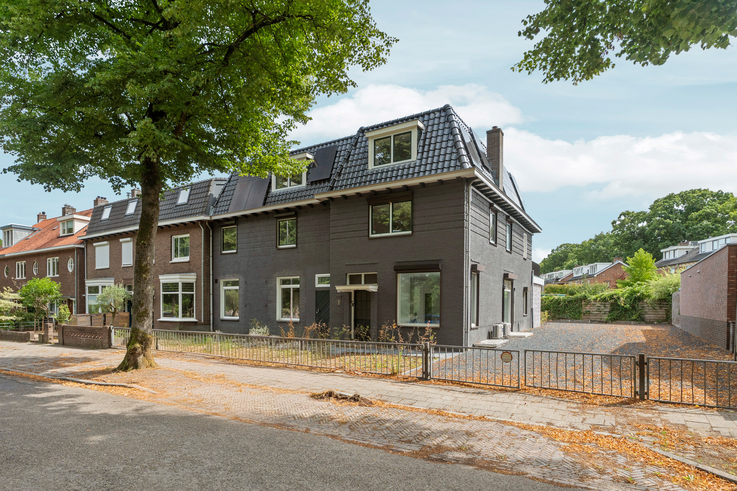 Koop  Nijmegen  Wezenlaan 185, 185A tm L te Nijmegen – Hoofdfoto