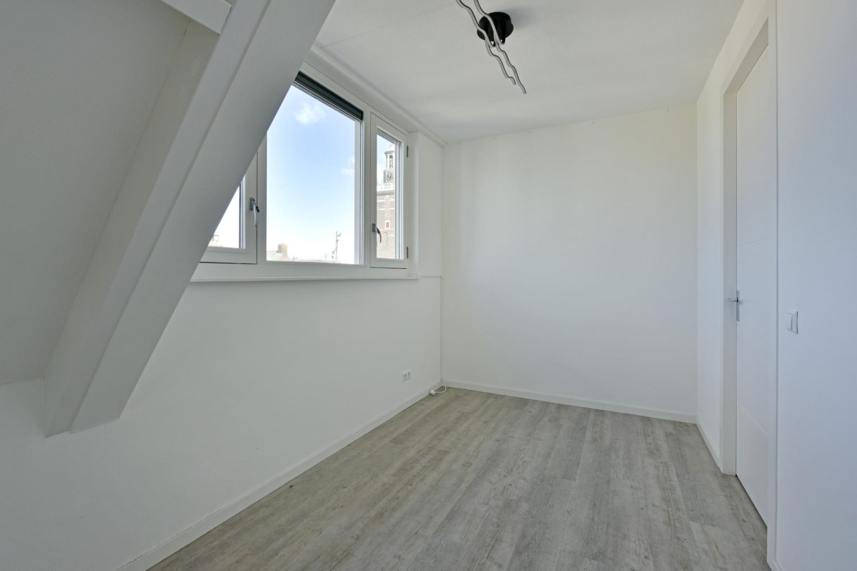 Te koop: Foto Appartement aan de Reghthuysplein 25 in Nieuwkoop