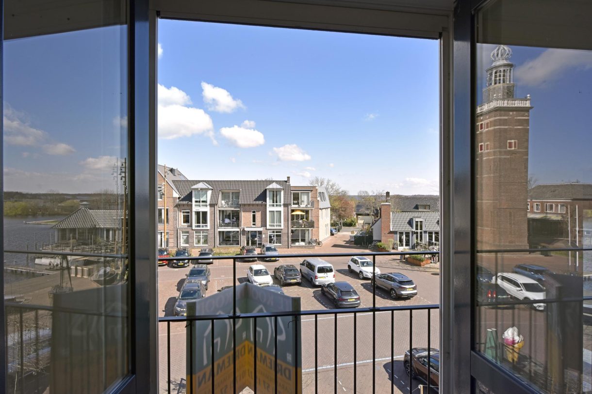 Te koop: Foto Appartement aan de Reghthuysplein 25 in Nieuwkoop