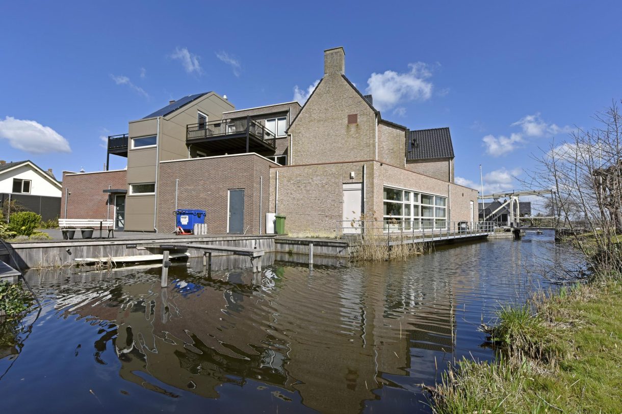 Te koop: Foto Appartement aan de Reghthuysplein 25 in Nieuwkoop