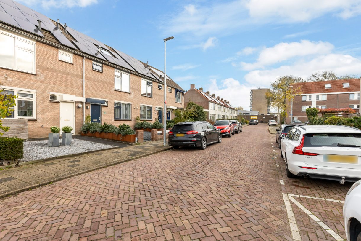 Te koop: Foto Woonhuis aan de Anton Mauvestraat 44 in Woerden