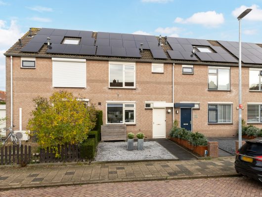 Hoofdfoto van Woerden Anton Mauvestraat 44