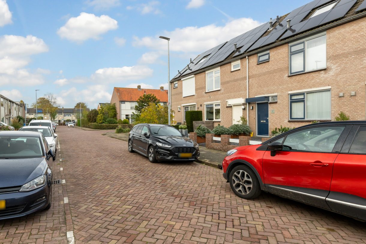 Te koop: Foto Woonhuis aan de Anton Mauvestraat 44 in Woerden