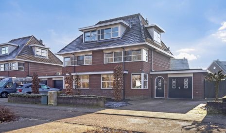 Hoofdfoto van Helmond Dierdonklaan 100