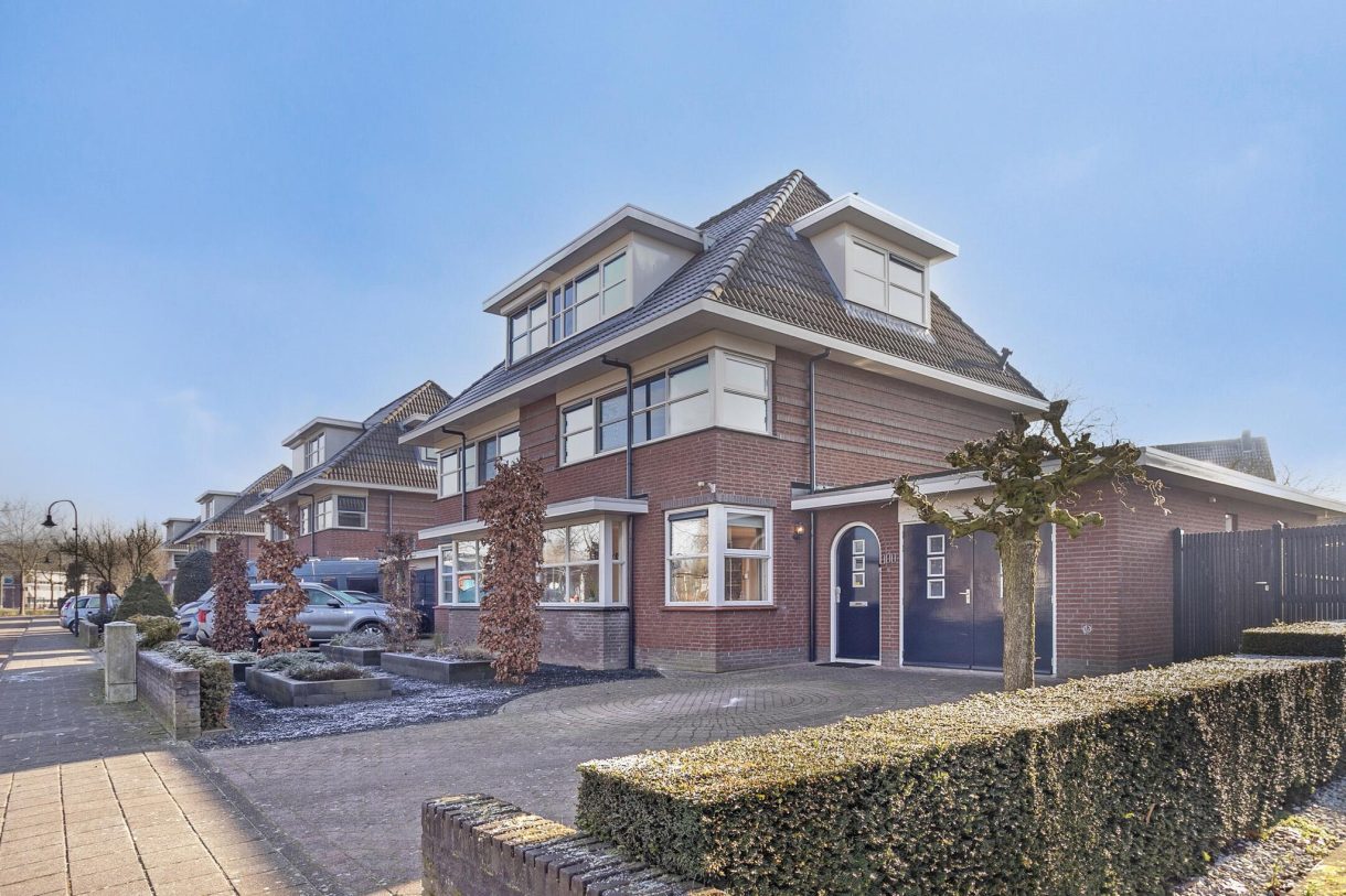 Te koop: Foto Woonhuis aan de Dierdonklaan 100 in Helmond