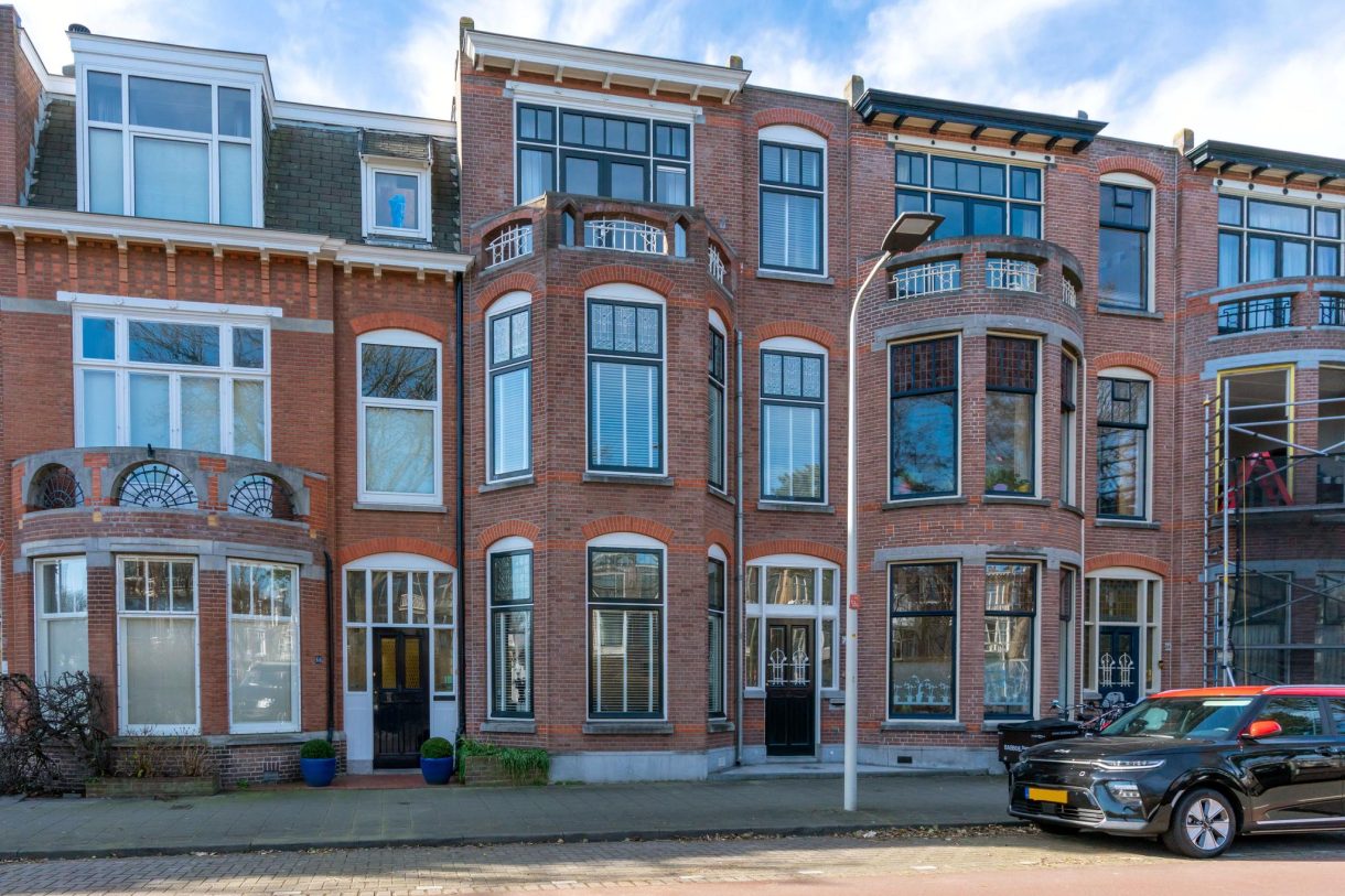 Te koop: Foto Woonhuis aan de Van Boetzelaerlaan 62 in 's-Gravenhage