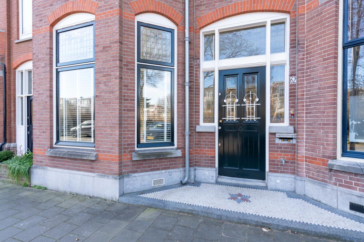 Te koop: Foto Woonhuis aan de Van Boetzelaerlaan 62 in 's-Gravenhage