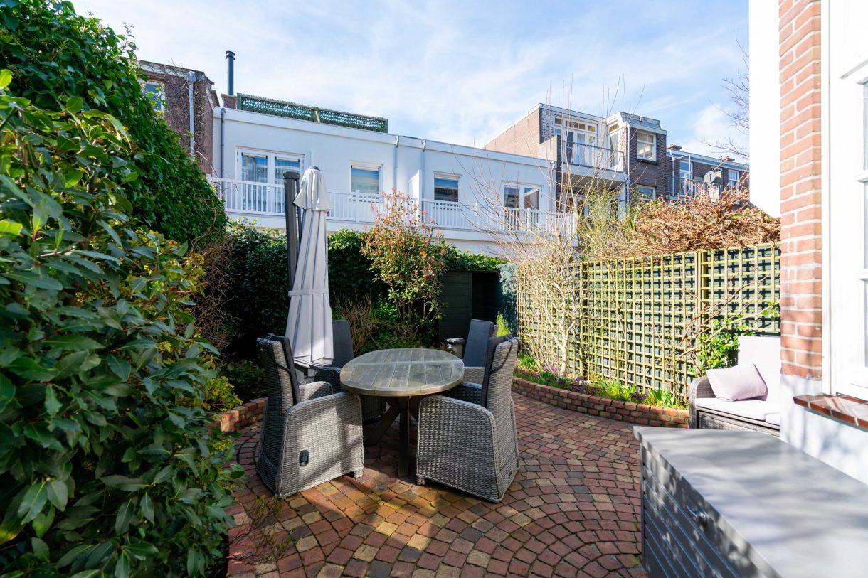 Te koop: Foto Woonhuis aan de Van Boetzelaerlaan 62 in 's-Gravenhage