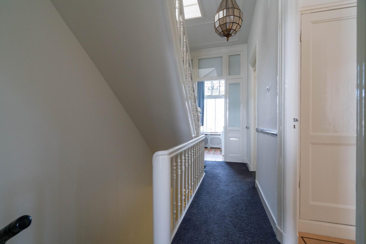 Te koop: Foto Woonhuis aan de Van Boetzelaerlaan 62 in 's-Gravenhage