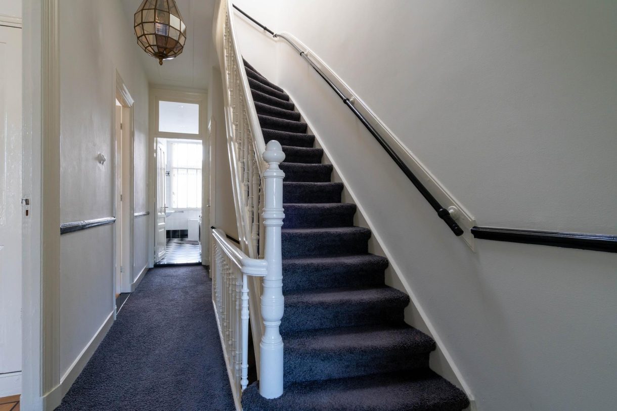 Te koop: Foto Woonhuis aan de Van Boetzelaerlaan 62 in 's-Gravenhage