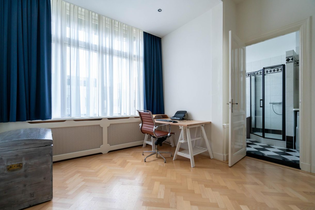 Te koop: Foto Woonhuis aan de Van Boetzelaerlaan 62 in 's-Gravenhage