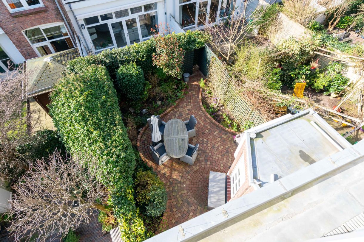 Te koop: Foto Woonhuis aan de Van Boetzelaerlaan 62 in 's-Gravenhage