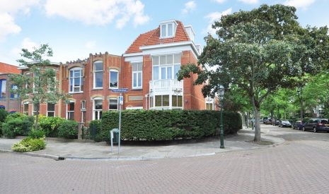 koop  's-Gravenhage  Hasseltsestraat 1 – Hoofdfoto