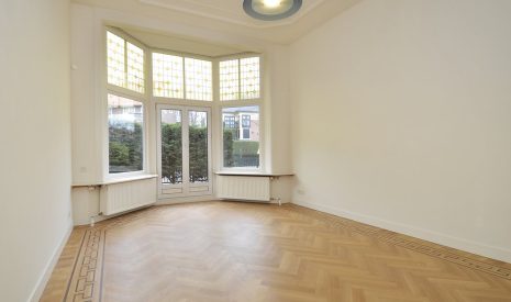Te koop: Foto Woonhuis aan de Hasseltsestraat 1 in 's-Gravenhage