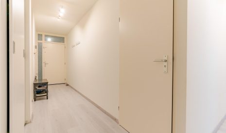 Te koop: Foto Appartement aan de Monseigneur van Steelaan 59m in Voorburg