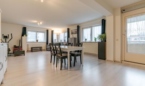 Te koop: Foto Appartement aan de Monseigneur van Steelaan 59m in Voorburg
