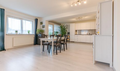Te koop: Foto Appartement aan de Monseigneur van Steelaan 59m in Voorburg