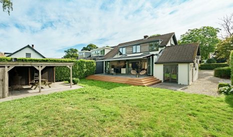 Te koop: Foto Woonhuis aan de Julianalaan 24 in Nieuwer Ter Aa