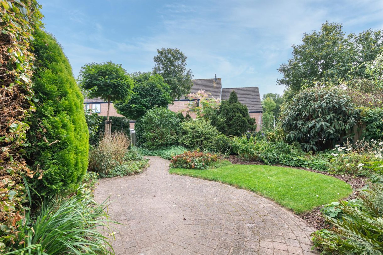 Te koop: Foto Woonhuis aan de Tappersgilde 16 in Houten