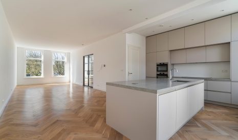 Hoofdfoto van 's-Gravenhage Koningsplein 4A