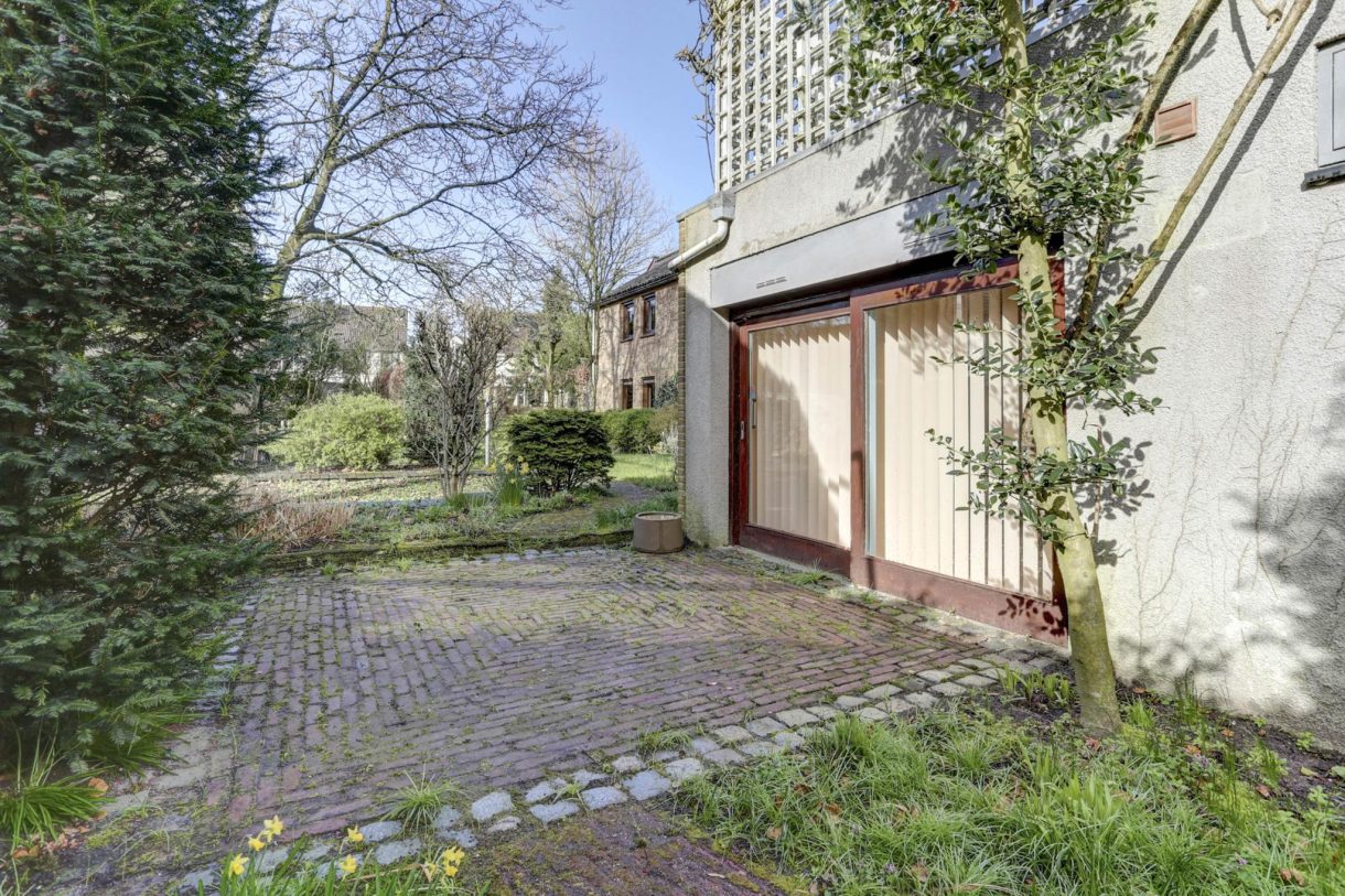 Te koop: Foto Woonhuis aan de Stationsstraat 49 in Rijen