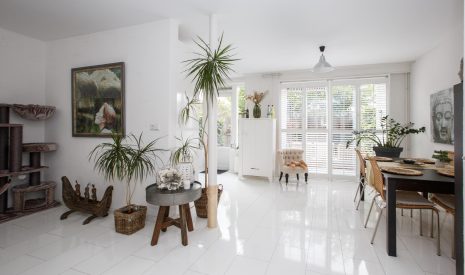 Te koop: Foto Woonhuis aan de De Weer 115 in Zaandam