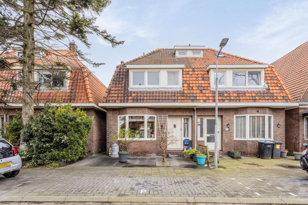 Te koop: Foto Woonhuis aan de Krokusstraat 42 in Koog aan de Zaan