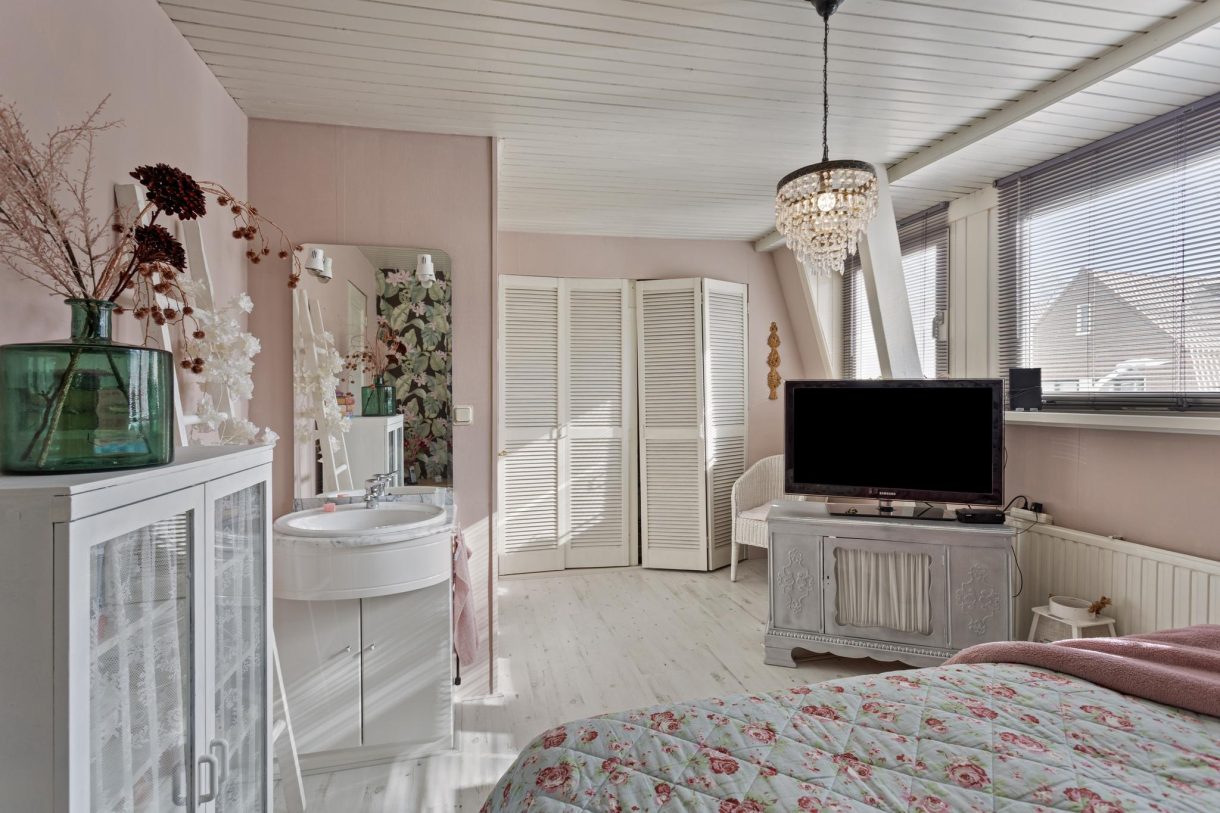 Te koop: Foto Woonhuis aan de Krokusstraat 42 in Koog aan de Zaan