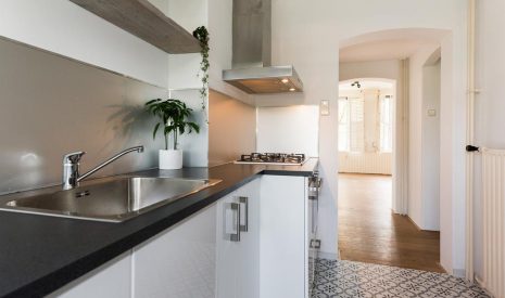 Te huur: Foto Appartement aan de Riouwstraat 82 in 's-Gravenhage