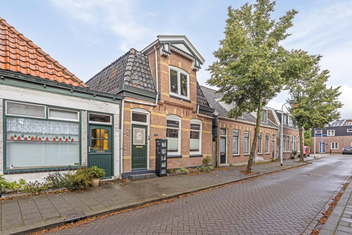Te koop: Foto Woonhuis aan de Weverstraat 43 in Wormerveer