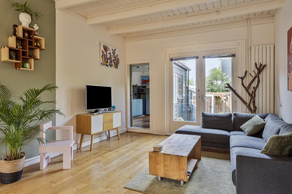 Te koop: Foto Woonhuis aan de Weverstraat 43 in Wormerveer