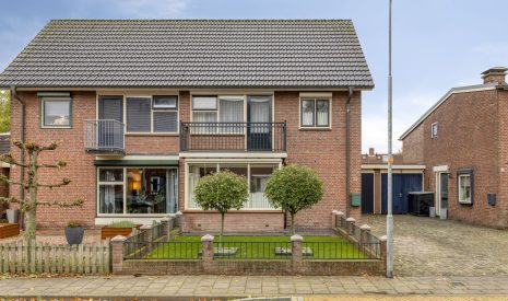 Hoofdfoto van Dinxperlo Burg Mr Verbeekstraat 22