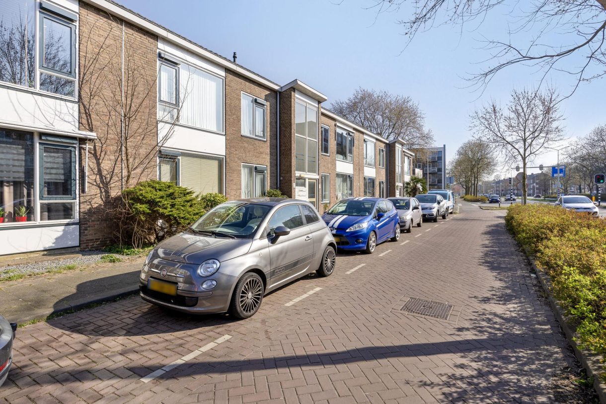 Te koop: Foto Appartement aan de Witte de Withstraat 8 in Alphen aan den Rijn